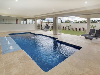 Vogue fibreglass family pool installation 02