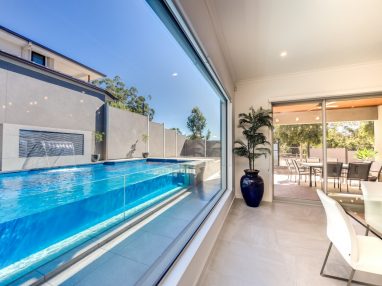 Vogue fibreglass family pool installation 05