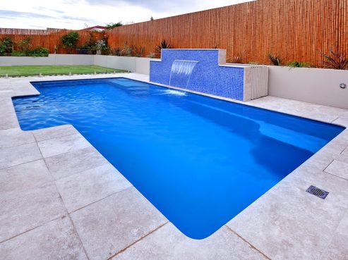 Vogue fibreglass family pool installation 10