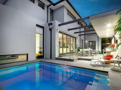 Plunge and Courtyard Fibreglass Swimming Pools Installation 02